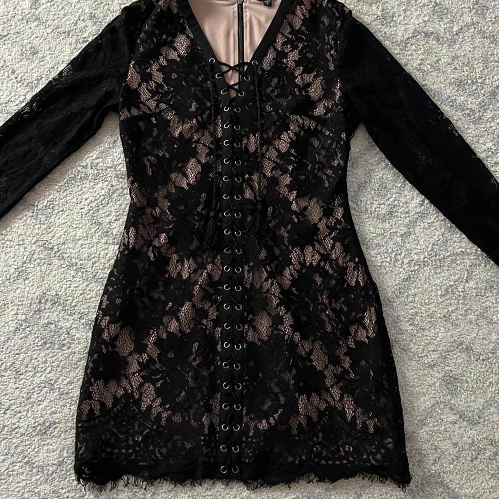 GUESS black and nude long sleeve lace dress
